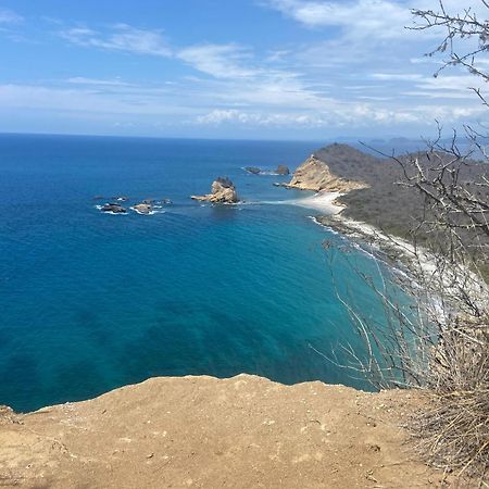 Hosteria Del Puerto Puerto López المظهر الخارجي الصورة