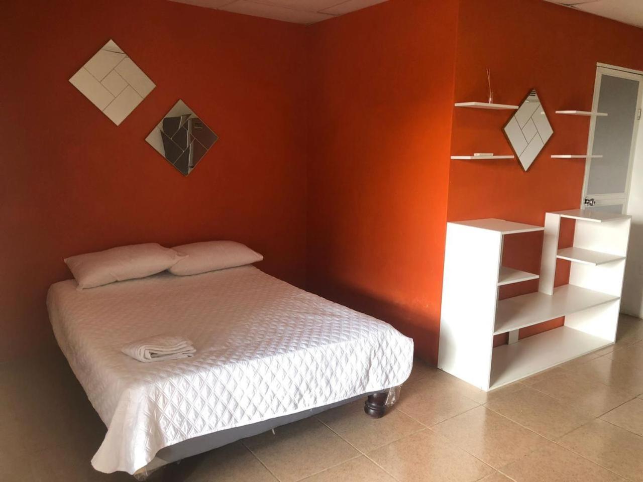 Hosteria Del Puerto Puerto López المظهر الخارجي الصورة